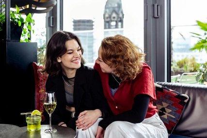 pink pillow Berlin Collection 2023