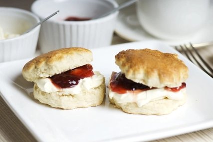 Scones im Cafe