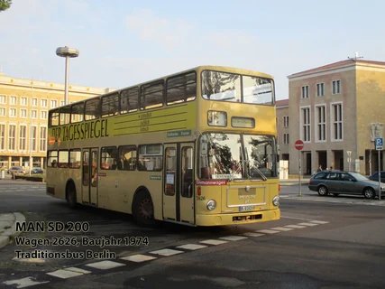 Traditionsbus Berlin