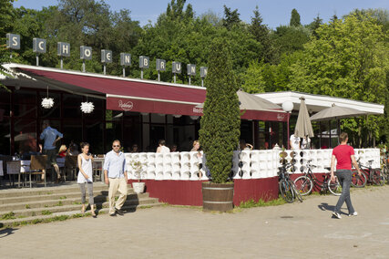 Cafe and Beer Garden Schoenbrunn in Berlin