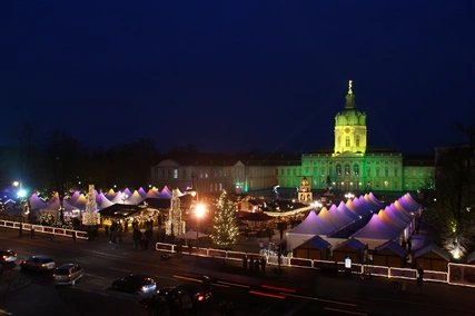 Weihnachtsmarkt vor dem Schloss Charlottenburg