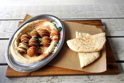Falafel, hummus and bread