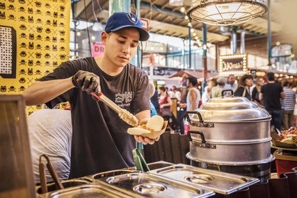 Street food at Markthalle Neun Street food: Markthalle Neun in Berlin
