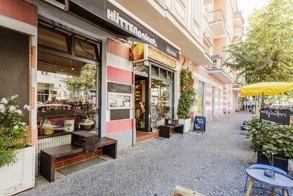 15-Min-Stadt-Hotel Hüttenpalast Außenansicht 15-Min-Stadt-Hotel Hüttenpalast Außenansicht