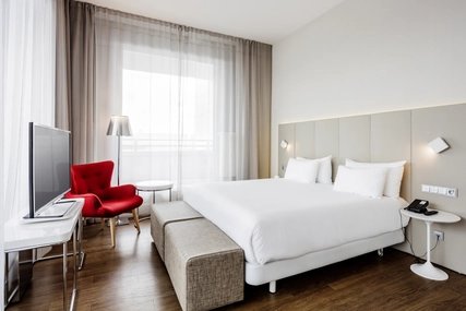 15-Min-Stadt-Hotel NH Collection Berlin Friedrichstrasse chambre double