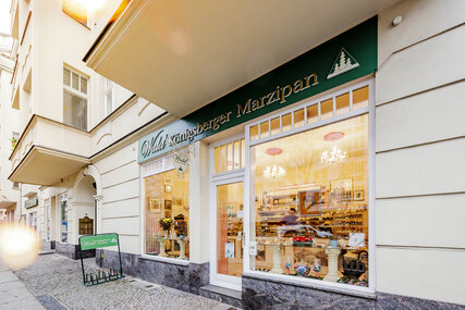 Shop window of Wald Königsberger Marzipan Shop: traditional marzipan shop in Berlin 
