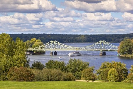 Blick auf Glienicker Brücke, Potsdam