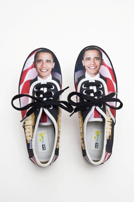 Obama Kindersneakers im Museum der Dinge Berlin