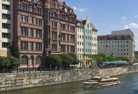 Nikolaiviertel und Spreeufer