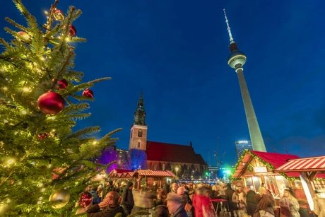 Weihnachtsmarkt am Roten Rathaus