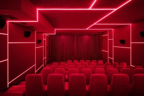 Delphi Lux Kino