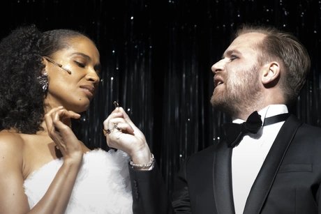 Die Dreigroschenoper