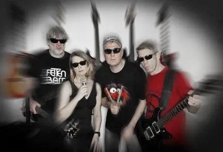 No Excuses - Rock - live im Art Stalker