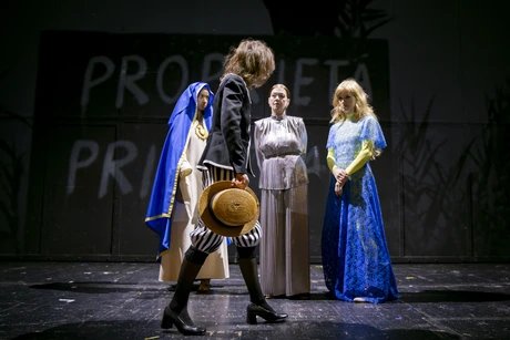 PROPRIETÀ PRIVATA: EIN BERLINER PASSIONSSPIEL