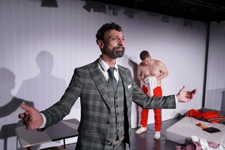 e_0cff531c96e05ab6f9907fa30b8d84f4_img-hopop