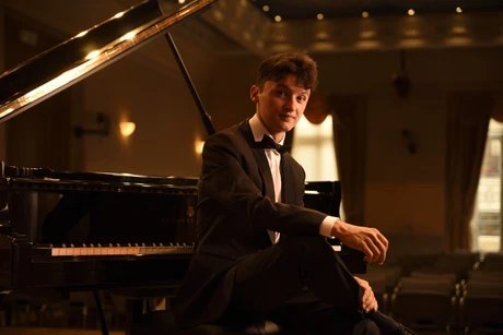 e_129f284ac267953044129e4dd0e7a3d9_img-hopop