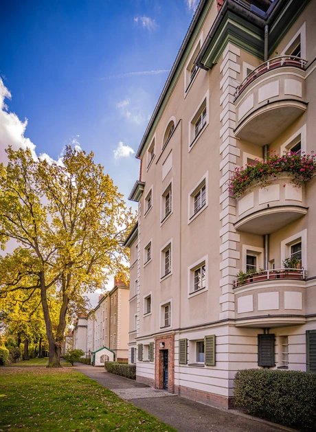 Mann mit Hut Touren - Wohnarchitektur Siemensstadt