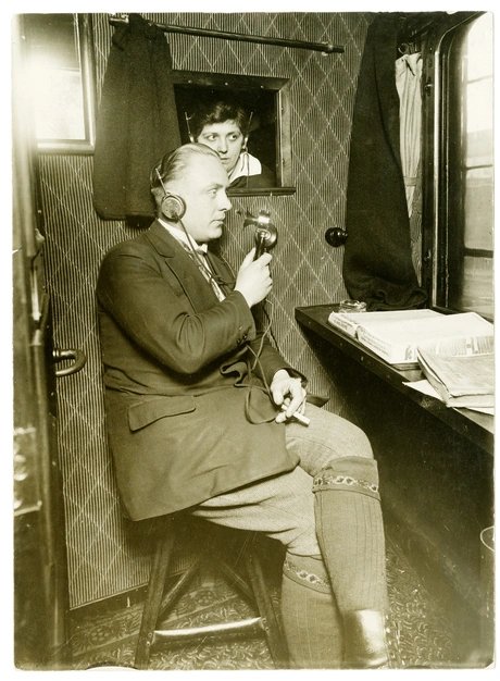 100 Jahre unterwegs telefonieren