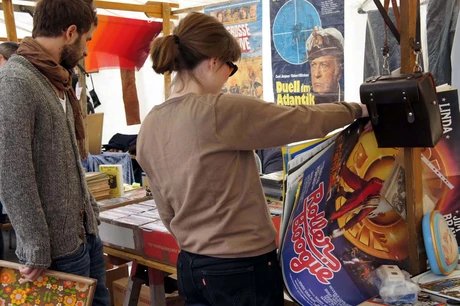 Antikmarkt am Berliner Ostbahnhof