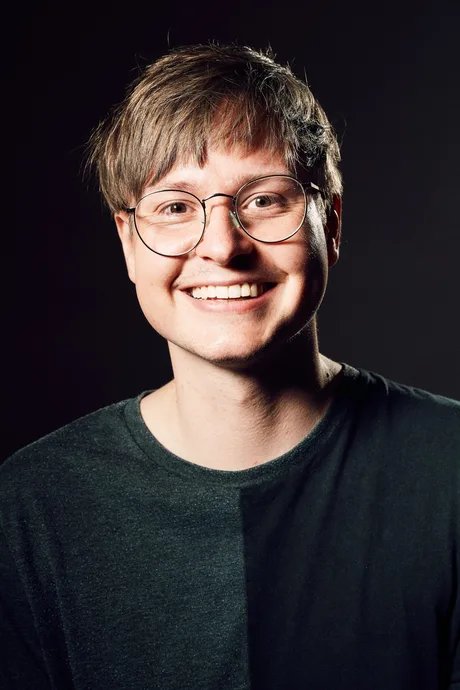 Porträt des Autors, Poetry-Slammers und Musikers Florain Wintels