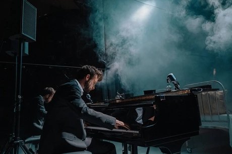 Sven Ratzke als MARLENE Dietrich