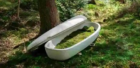 Loop Biotech B.V., The world’s first mushroom coffin, Preisträger 2025 in der Kategorie Produkt