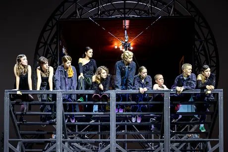 e_26c4cf932c0f0384c3d589061bd77a05_img-hopop