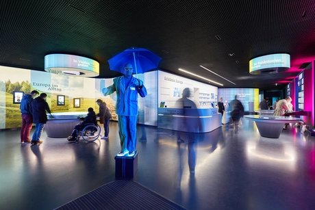 e_3292c97105df843815d67227f239e8fb_img-hopop