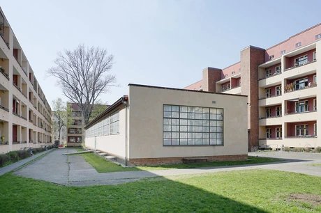 Wohnstadt Carl Legien, Grünhof mit ehem. Waschhaus