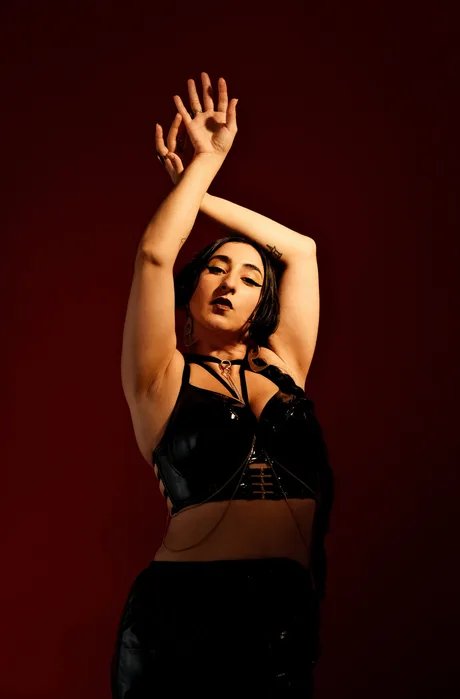 e_3bb729f85db7850d00d2dfcc3ec12ee6_img-hopop