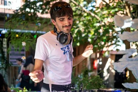 e_453252f6a17bb0c8b37353f07e4ab5d4_img-hopop