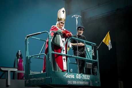 PROPRIETÀ PRIVATA: EIN BERLINER PASSIONSSPIEL