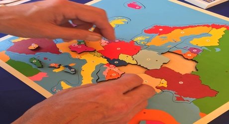 Puzzlespiel mit dem Motiv Europa