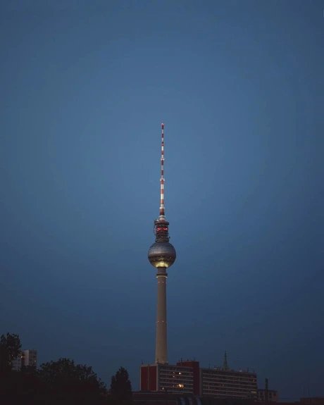 Berliner Fersehturm und Rathausforum