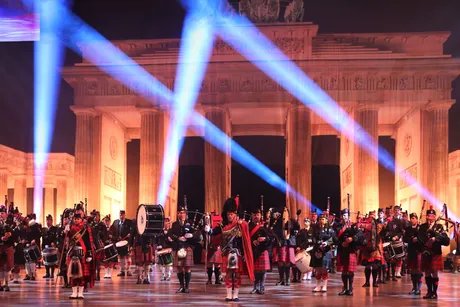 e_5a3101a8277cc0c4acf26f268fd1ecaa_img-hopop