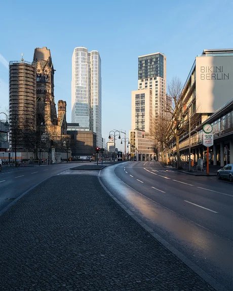 Skyline City-West mit Gedächtniskirche, Waldorf Astoria, Upper West Tower, Bikini Berlin