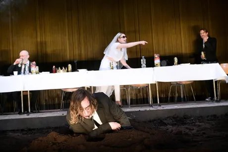Hamlet in der Schaubühne am Lehniner Platz
