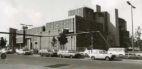 Bau des Kunstgewerbemuseums, ca. 1985
