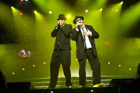 Chris und Geoff Dahl als Blues Brothers in der Show Stars in Concert