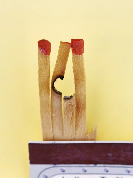 Herr der Dinge Kranke Kranke Streichhoelzer