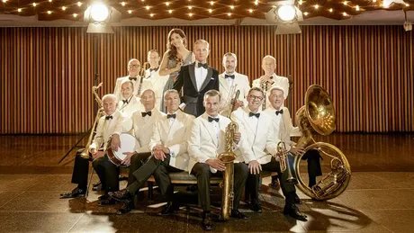 Max Raabe & Palast Orchester