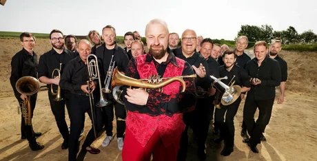 e_7f8f98adca98c1c93177758de0f3ae7e_img-hopop