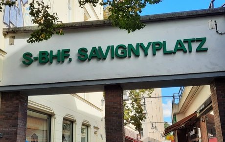 S-Bahnhof Savignyplatz