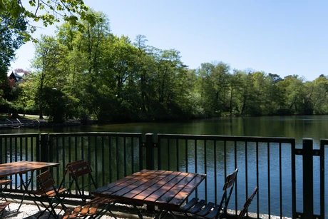 e_8a79a42eb1964f057c8d3ddbe76d9c1c_img-hopop