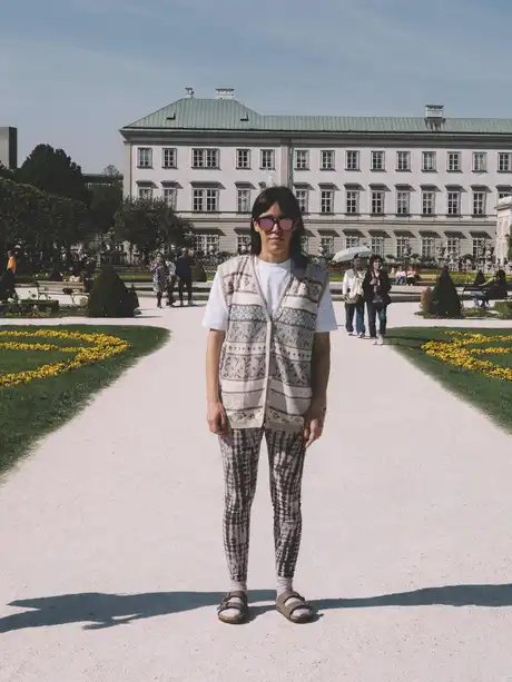 Eva Karl Faltermeier: Ding Dong