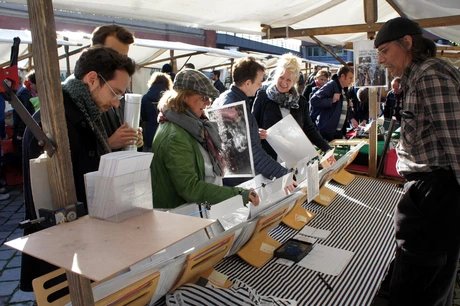 Antikmarkt am Berliner Ostbahnhof