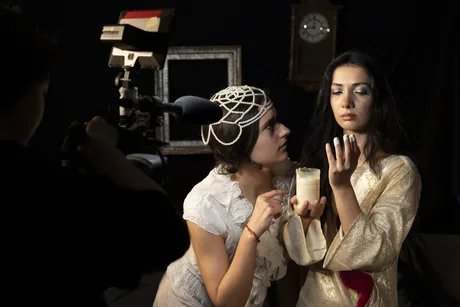 P14 – Vom Gewebe der Zeit oder die Angst davor zu begreifen, dass es im Leben um nichts geht