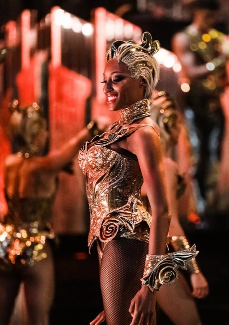 e_99856e043dac416cbad478012f0d1571_img-hopop