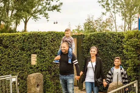 Familie in den Gaerten der Welt