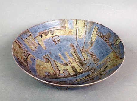 Schale von Beate Kuhn (1927-2015), Dm 280mm, Düdelsheim 1965, Ankauf aus Spendenmitteln